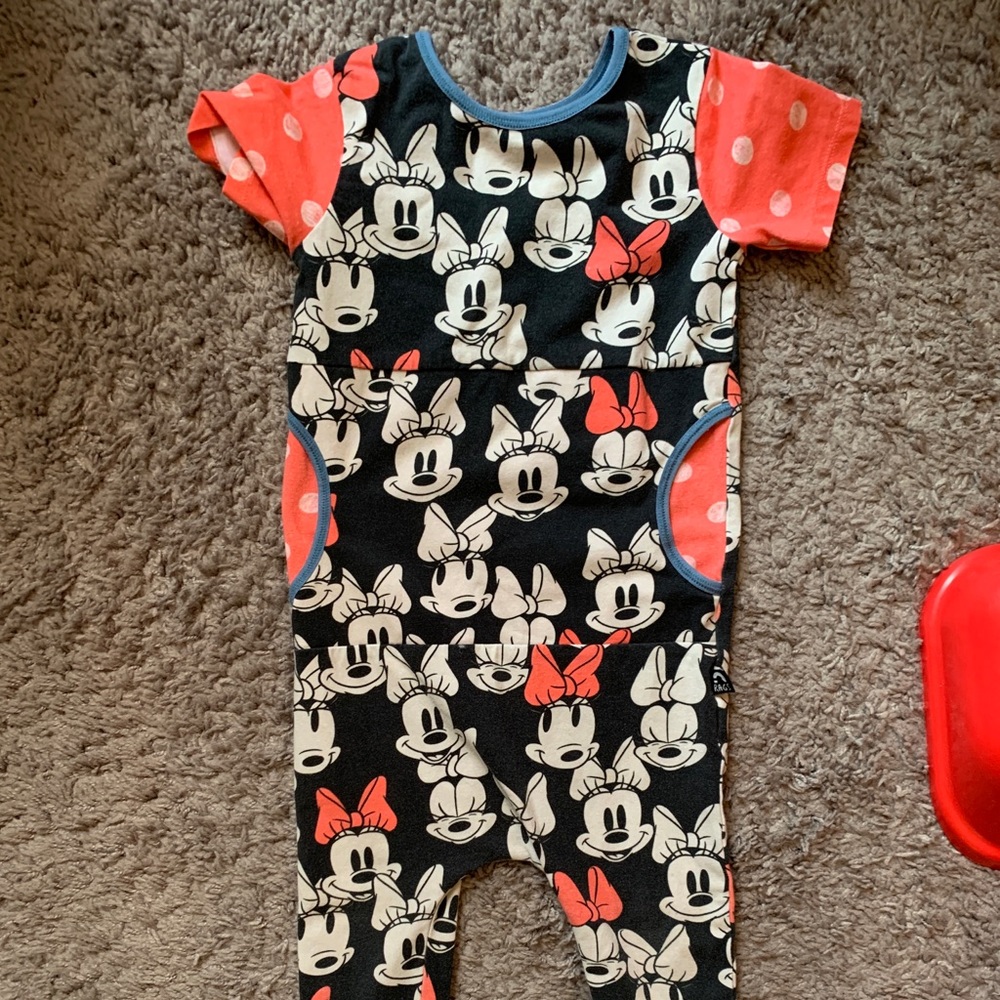 18-24 Minnie Mouse rag